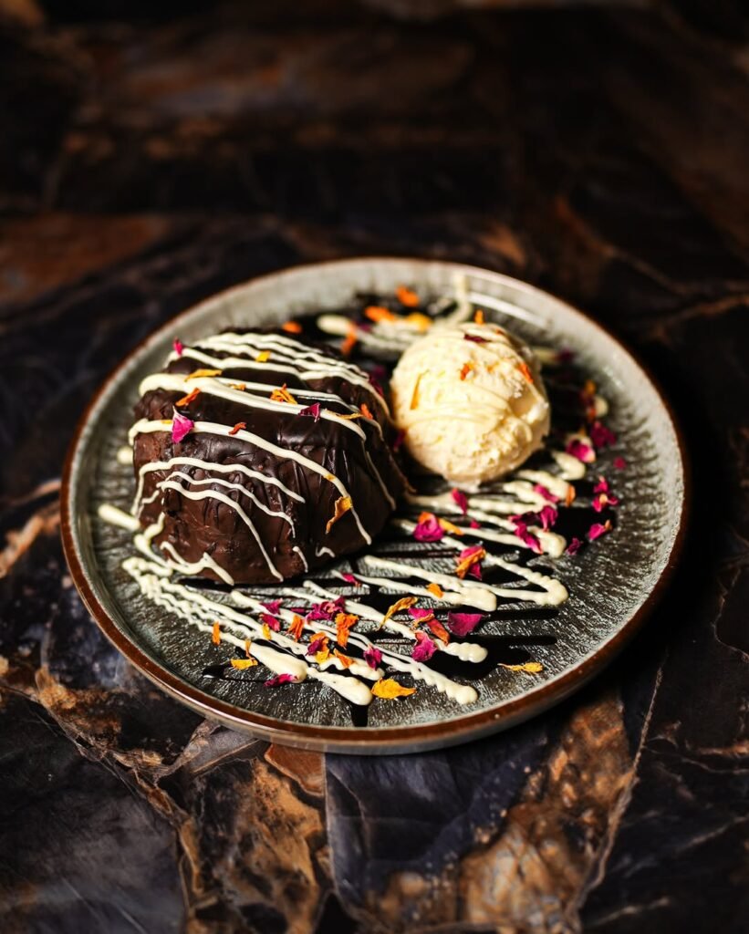 Did somebody say dessert #kabulrose #toogoodtoeat